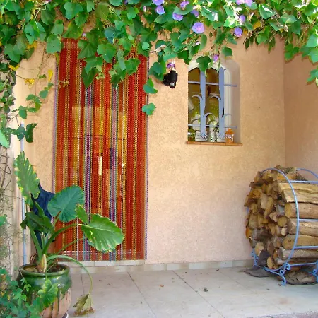 Table D'hotes Carpe Diem Bed & Breakfast *